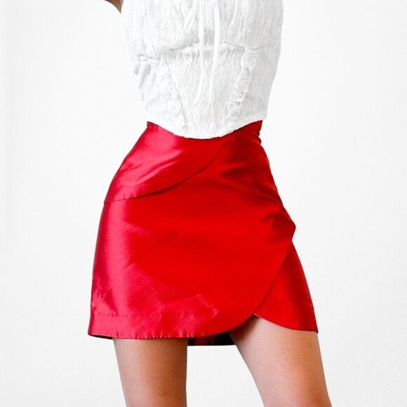 Red Satin Look High Waisted A-Line Mini Skirt Size 0/XS - Picture 3 of 7